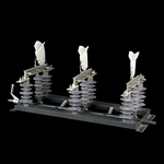 3 phase isolator switch